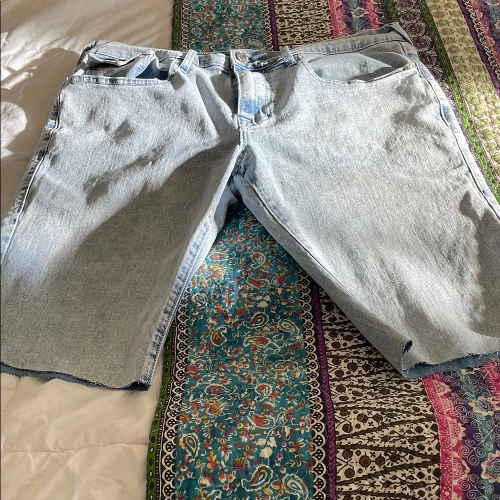 True Religion Men's Light Blue Jean Shorts